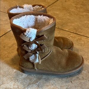 Brown Suede Boots with Bow Accents